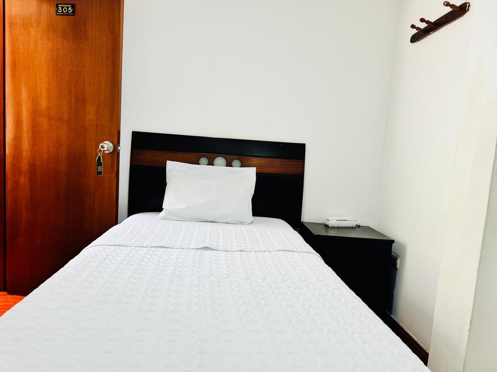 Puerto Bayovar Hotell Mala Exteriör bild