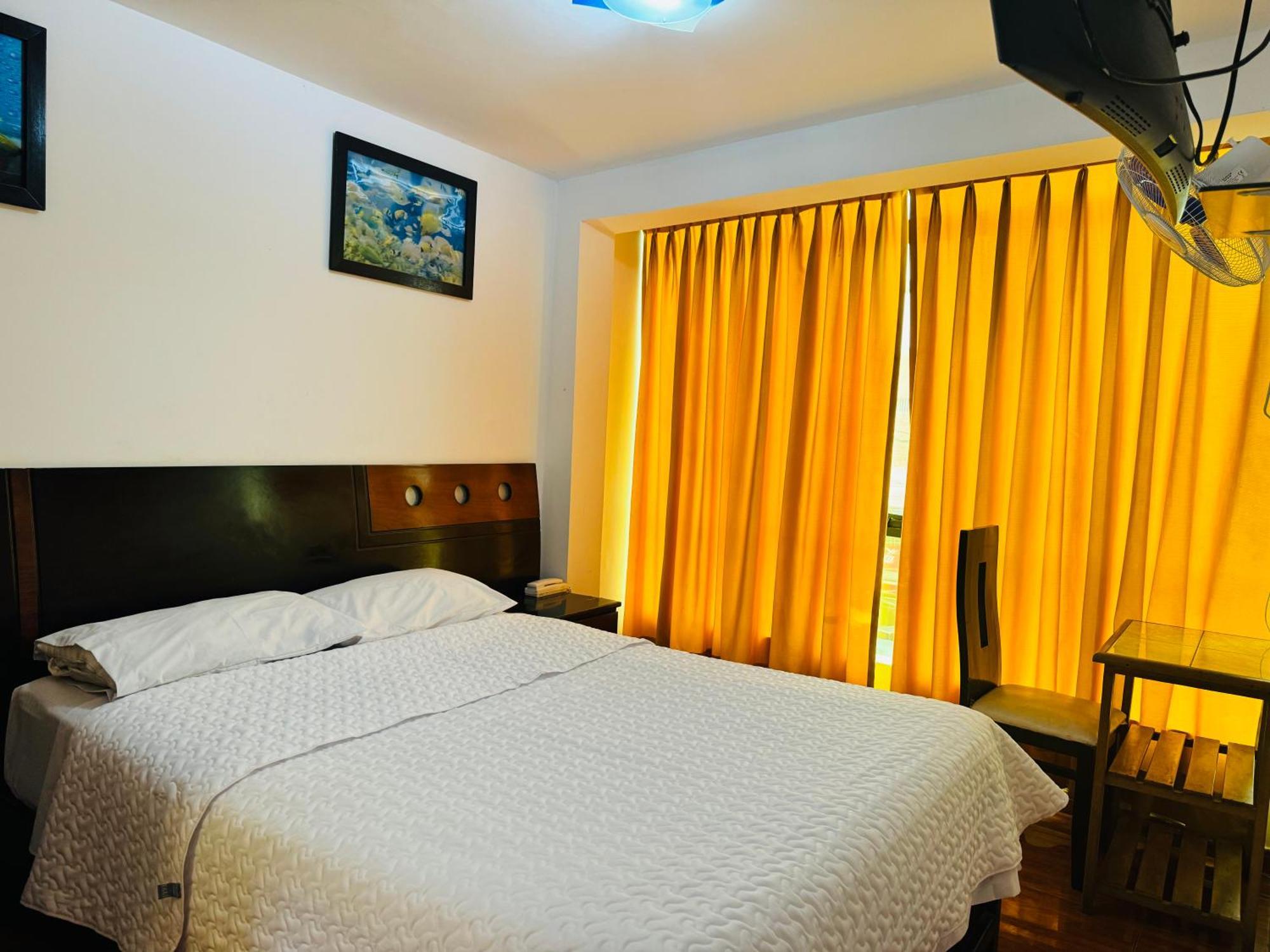 Puerto Bayovar Hotell Mala Exteriör bild